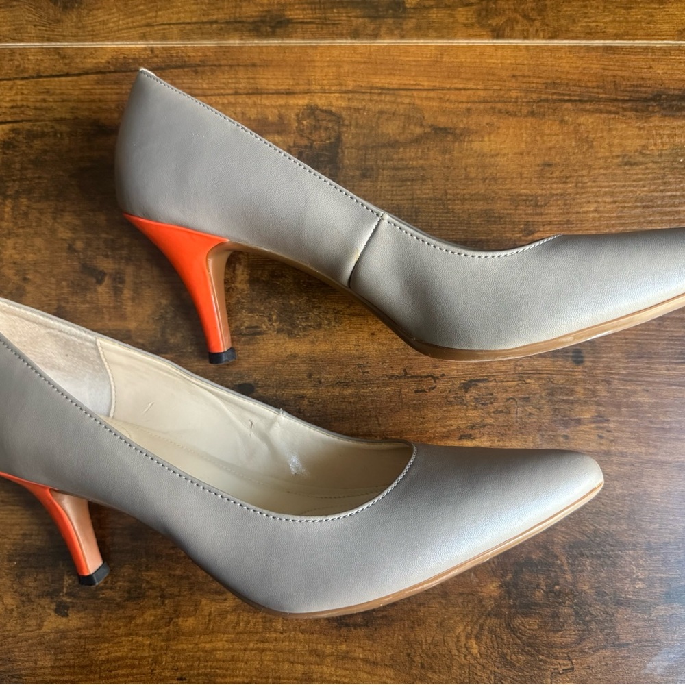 Calvin Klein taupe/orange heels size 9